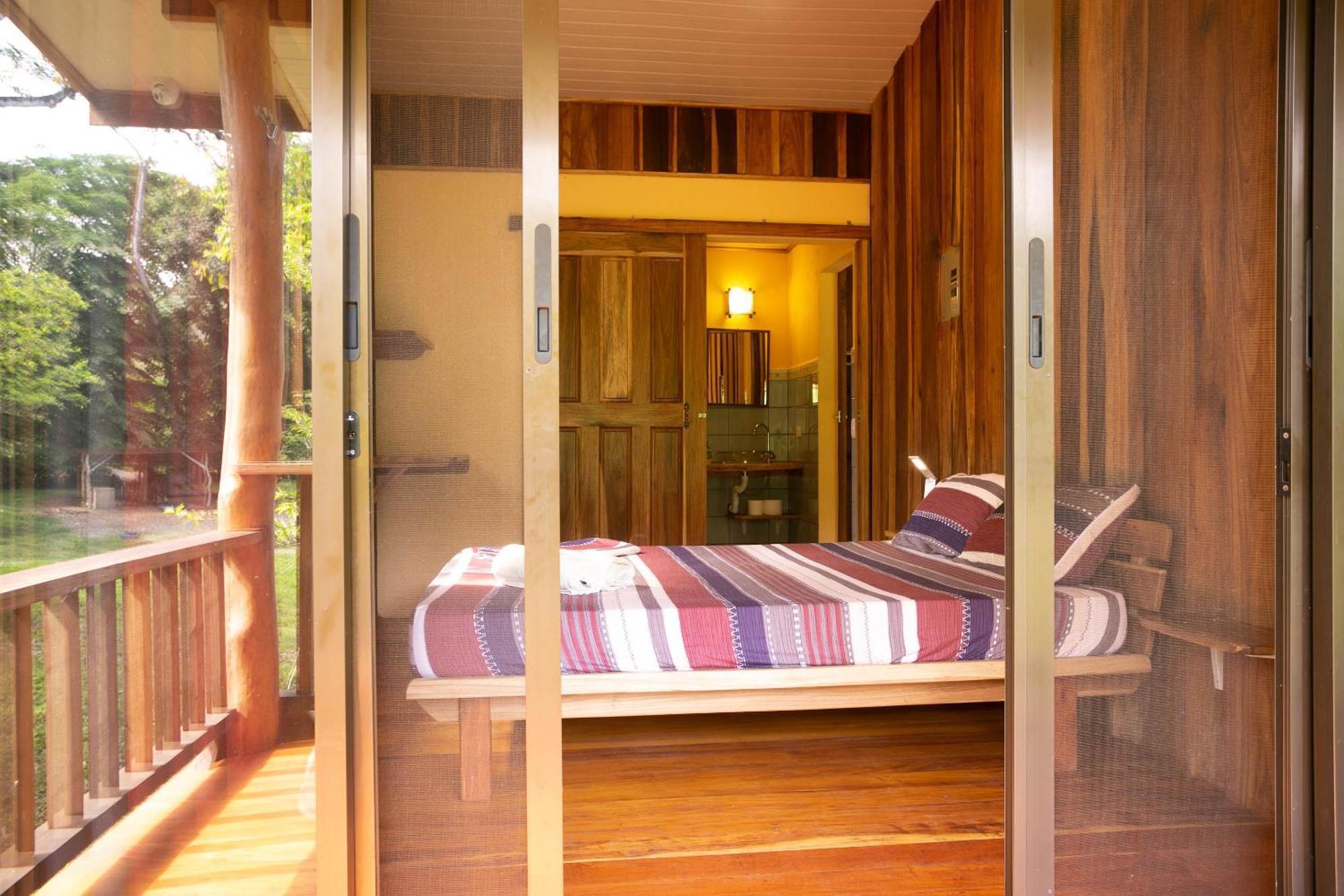 Hotel Brigitte'S Ranch à Cahuita Extérieur photo