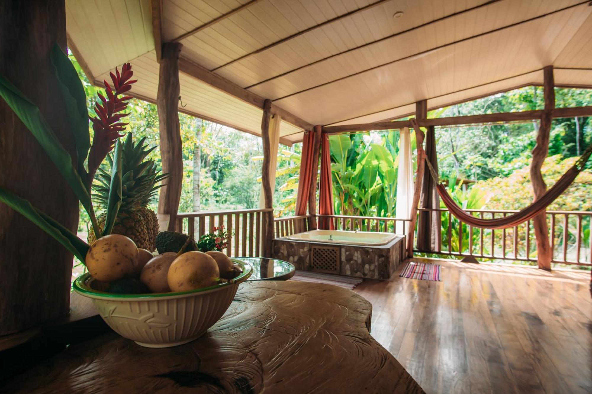 Hotel Brigitte'S Ranch à Cahuita Extérieur photo