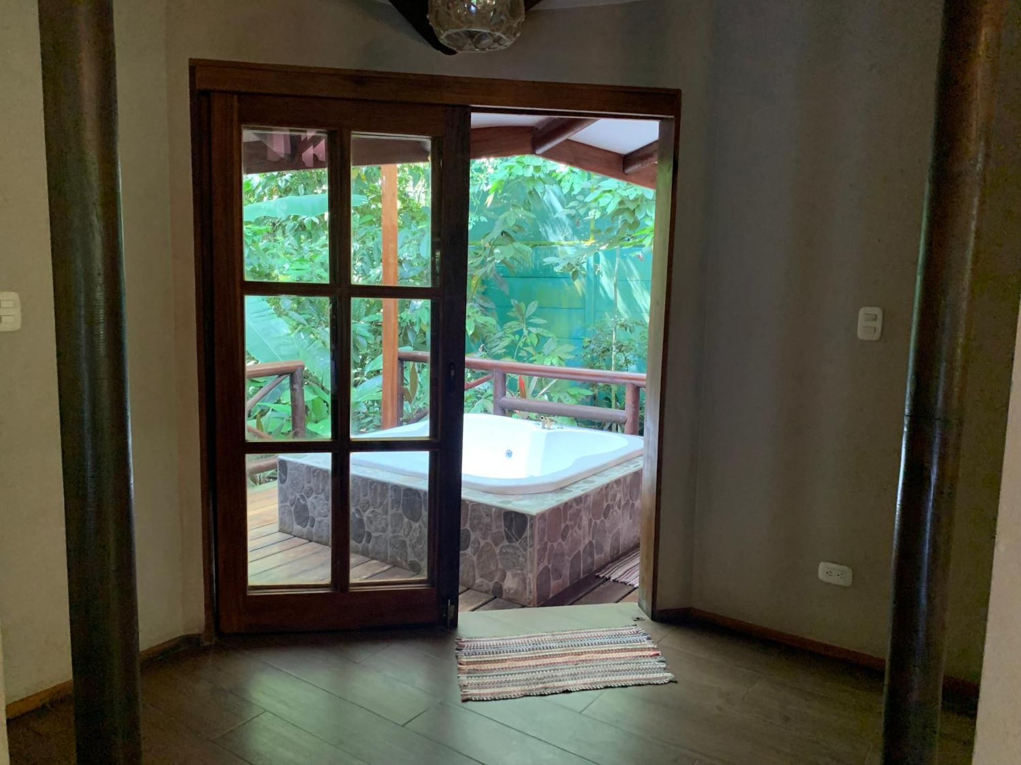Hotel Brigitte'S Ranch à Cahuita Extérieur photo