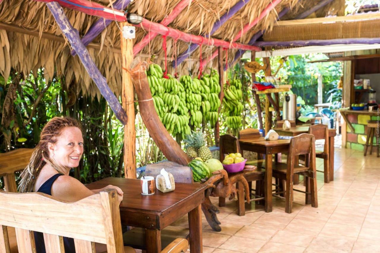 Hotel Brigitte'S Ranch à Cahuita Extérieur photo